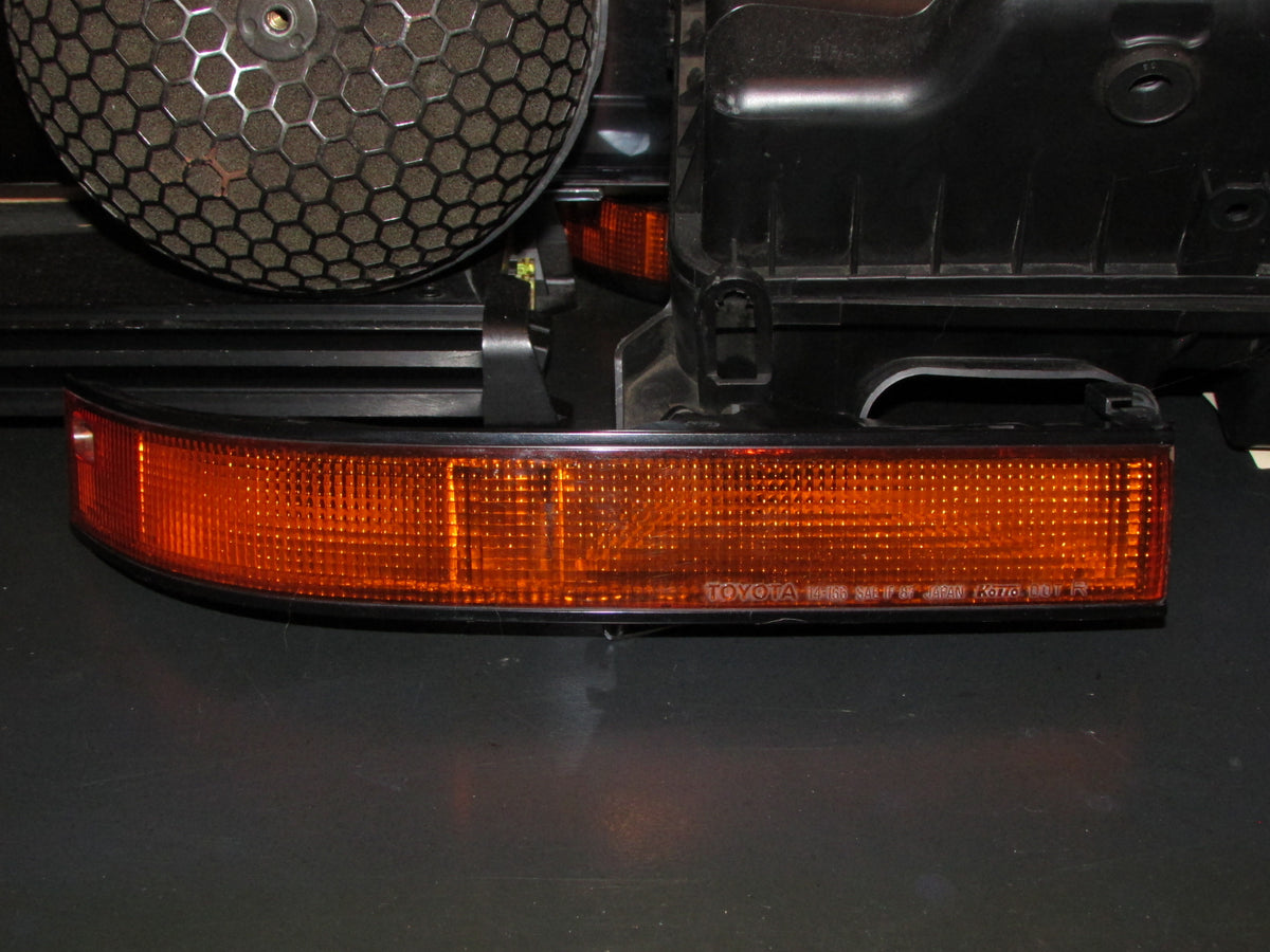 89 90 91 92 Toyota Supra OEM Front Turn Signal Light Right