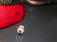 00 01 02 03 04 05 Mitsubishi Eclipse OEM Rear Corner Side Marker Light Bulb Socket